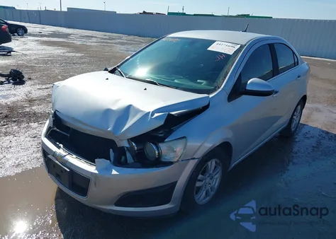 2014 Chevrolet Sonic Lt Auto z USA, uszkodzony, nr VIN 1G1JC5SH9E4227935